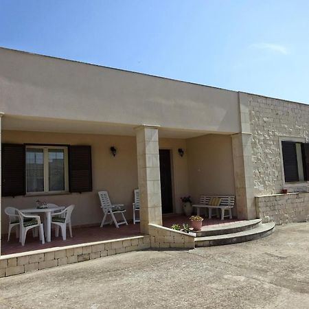 Villa La Pietra Bianca à Portopalo Di Capo Passero Extérieur photo